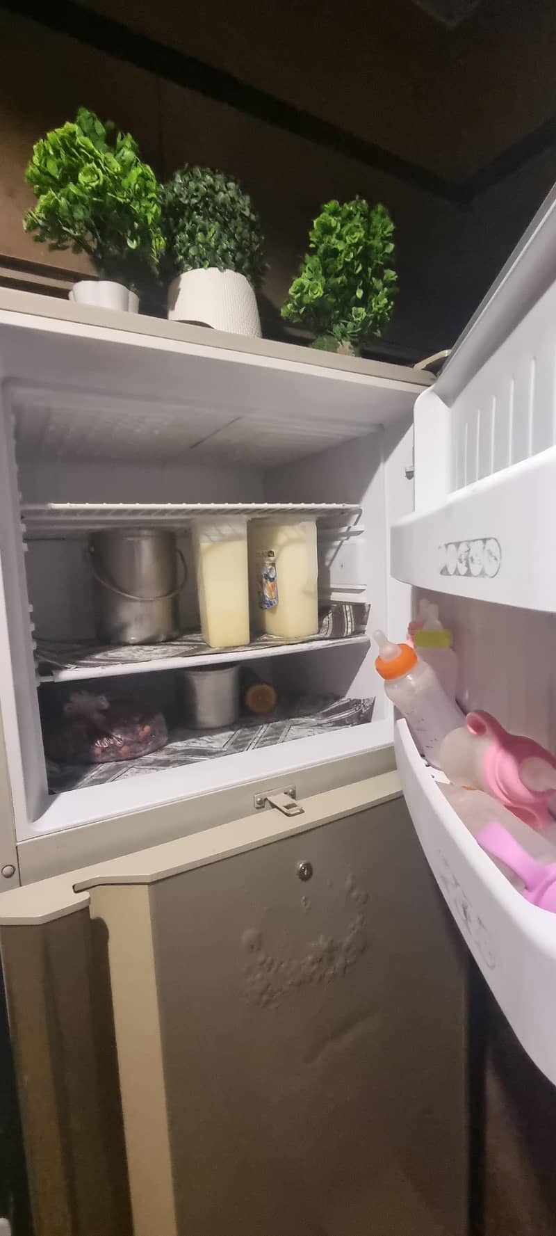 Orient large size fridge 1