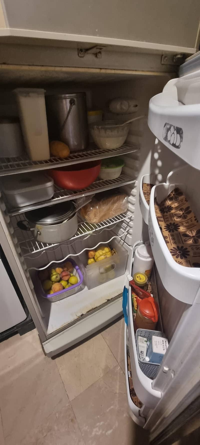Orient large size fridge 2