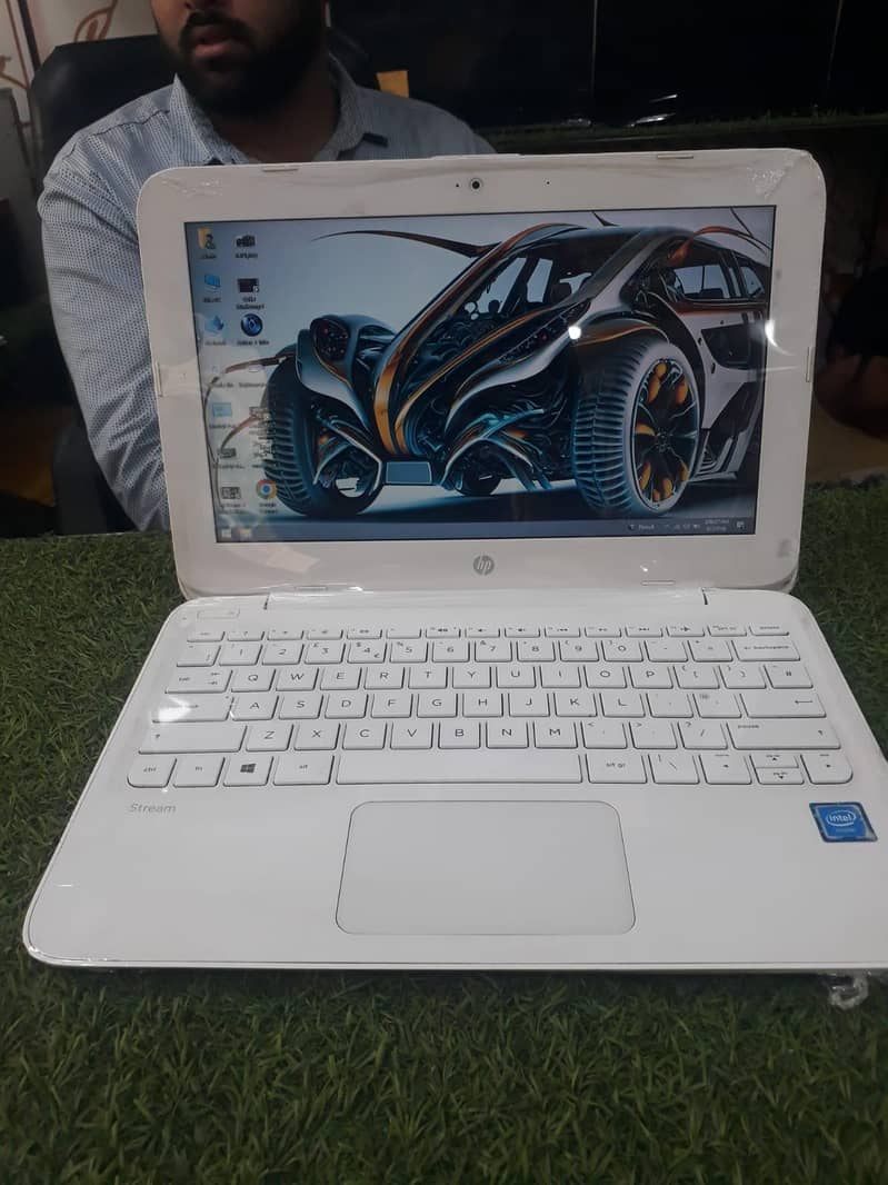 Laptop 0