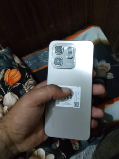 03067669178 Infinix Hot 50i  6+6/128 lush 10/10 condition