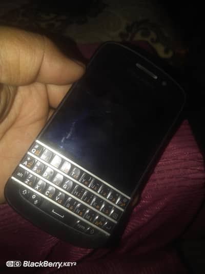 BlackBerry q10 ka all parts bettery keypad etc (okara city) read add