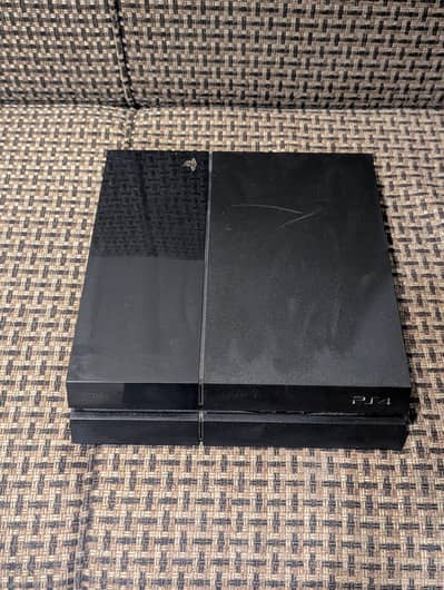 Playstation 4 FAT at an affordable price