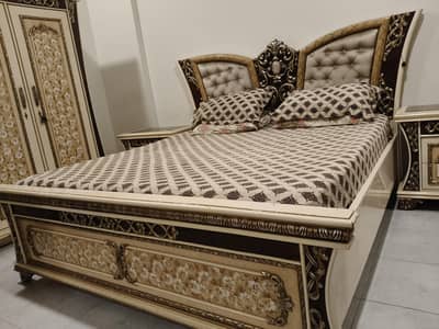 customized carving king size bed set