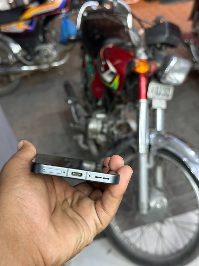One Plus 13T 3