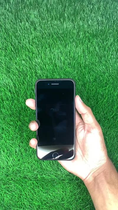 Apple iPhone 8