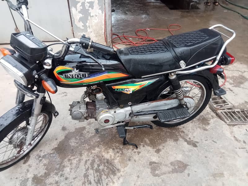 UNIQUE 70 LESS USED NORMAL CONDITION 0