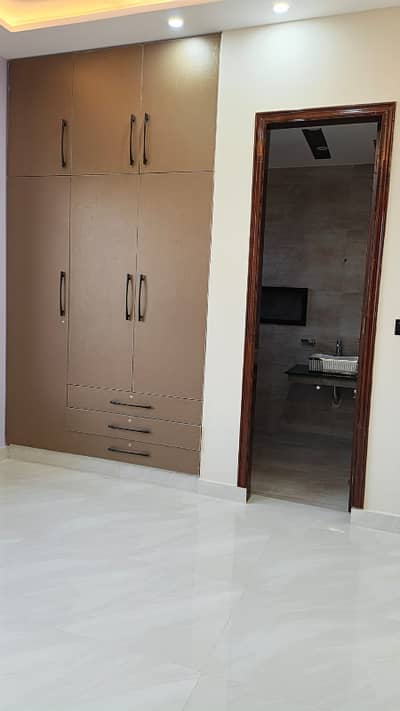 8 Marla like new Upper Portion for Rent in Dha Rahbar 11