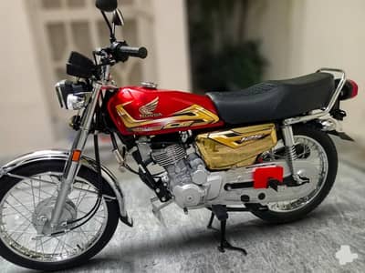 Honda 125 gold Edition