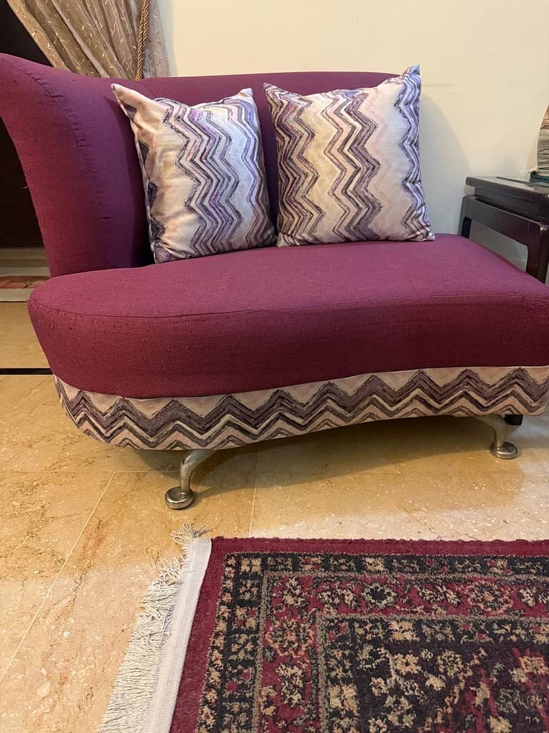 Sofas with cushions 3