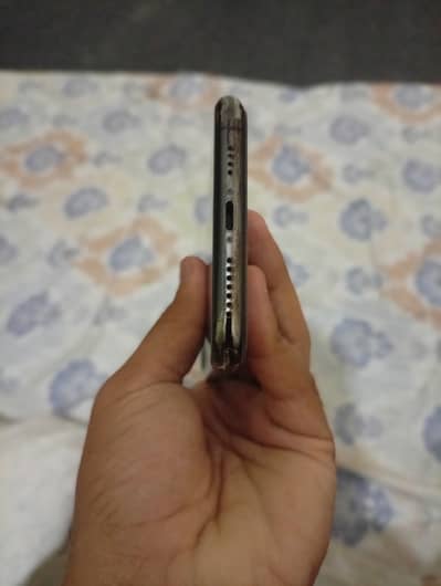 Apple iPhone 11 Pro Max with box