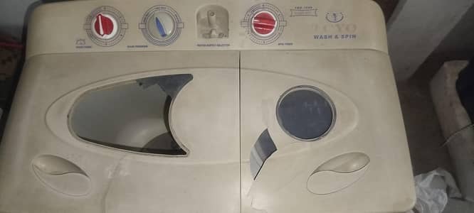Toyo washing machin