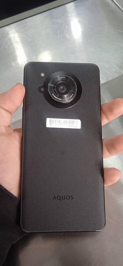 Sharp Aquos Sense7