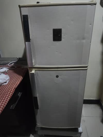 dawlance refrigerator