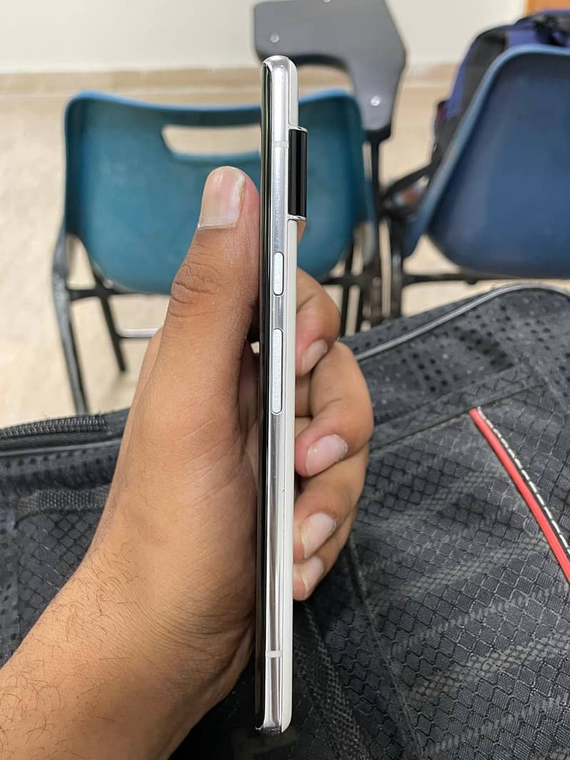 Google Pixel 6 Pro 9/10 condition 1