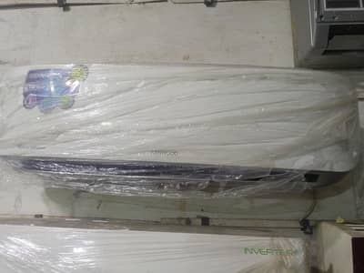 kenwood DC inverter 1.5 ton . With box paking