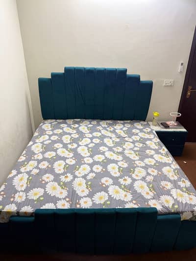 Selling bed