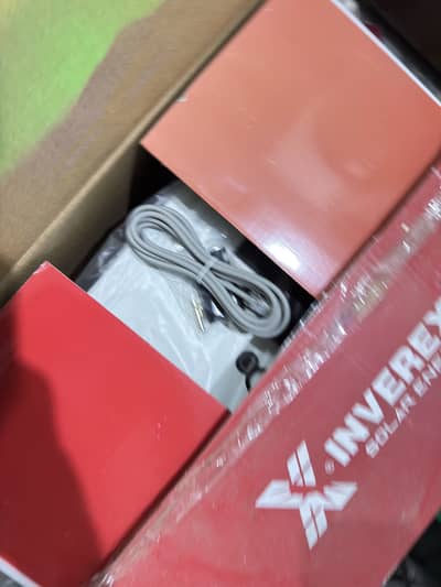 Inverex Veyron II Premium 1600w-12v PV2500 IP54 Solar Inverter