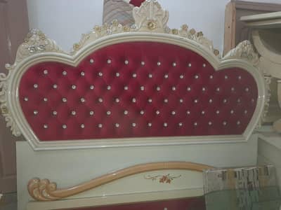 White Deco paint Furniture