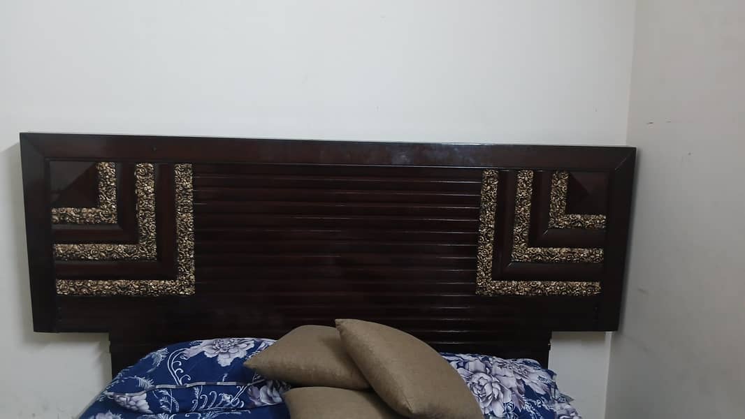 Bed King size 0