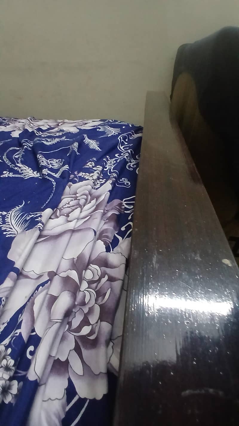 Bed King size 5