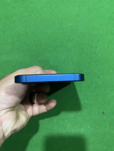 Apple iPhone 12 mini
