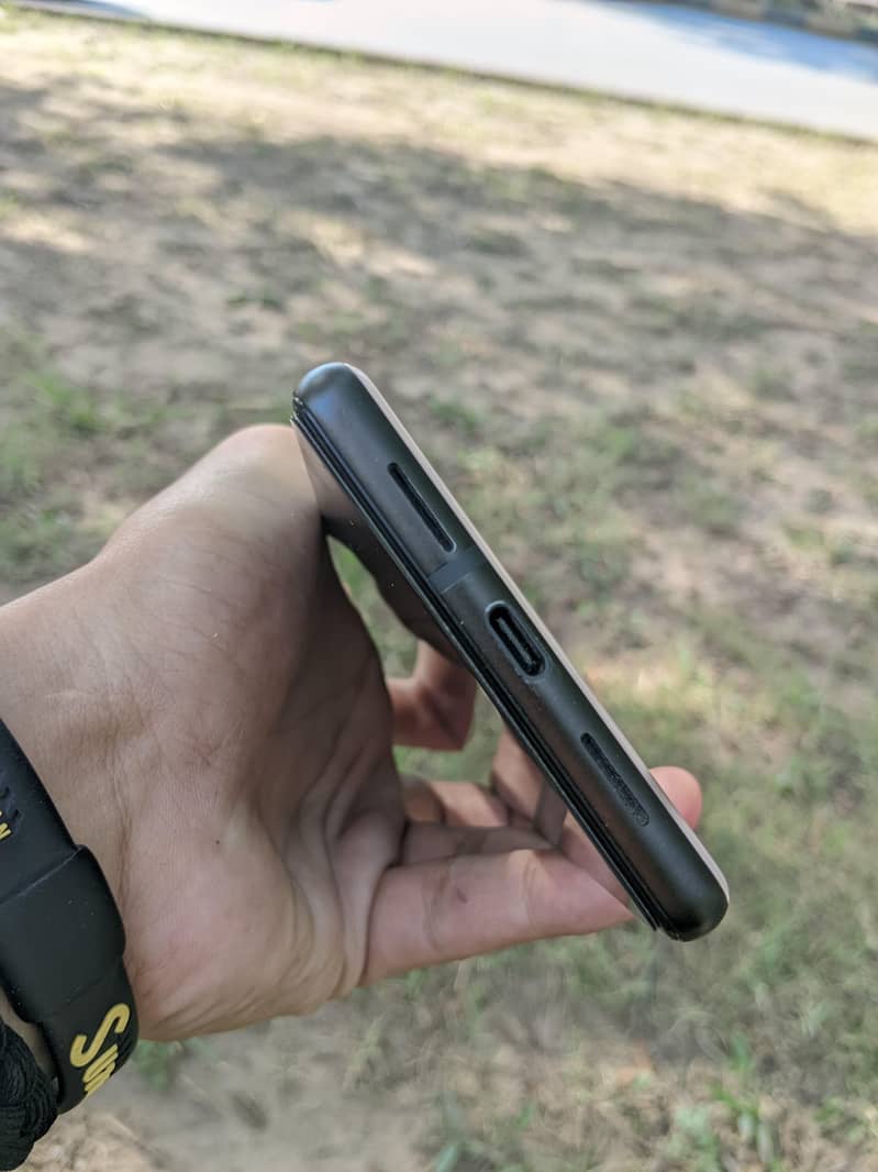 Google Pixel 6 3