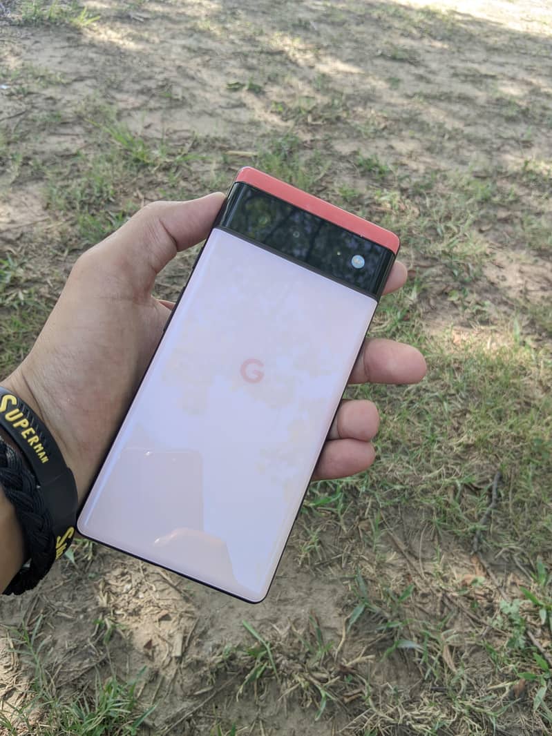 Google Pixel 6 4