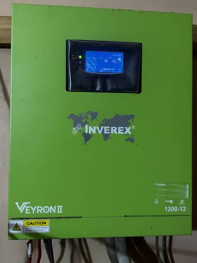Inverted Veyron 2 1200-2 PPT Solar Inverter