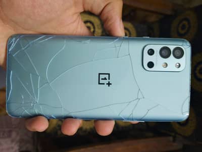 One Plus 9R