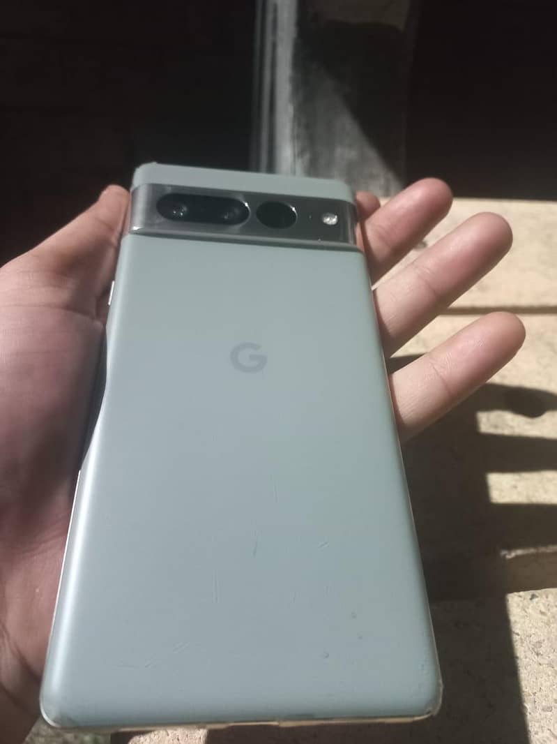 Google Pixel 7 Pro 2