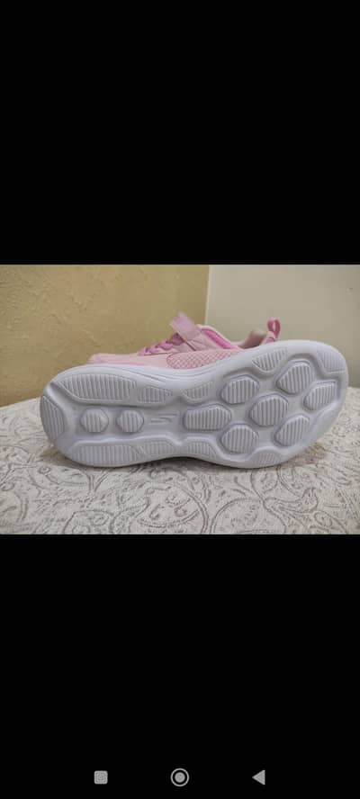 girls Skechers size 35