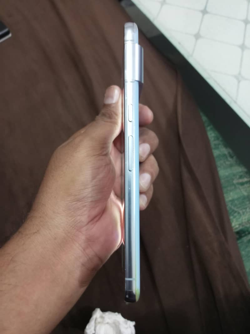 Google Pixel 8 Pro 4