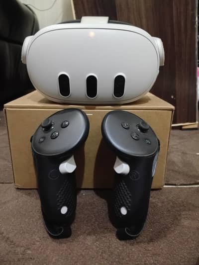 Quest 3 128gb very good condition vr headset