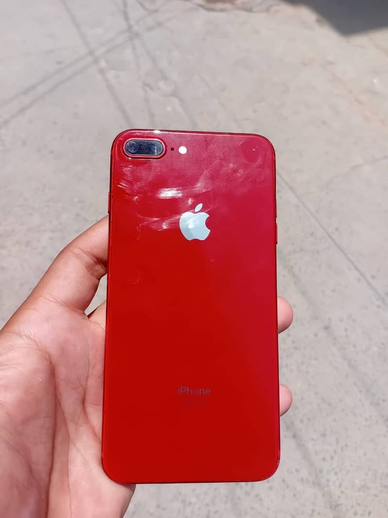Apple iPhone 8 Plus 0