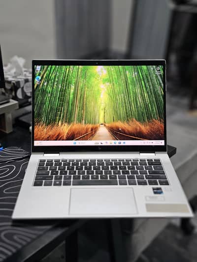 HP Elite x360 1040 G9 2 in 1 (Touch Screen)