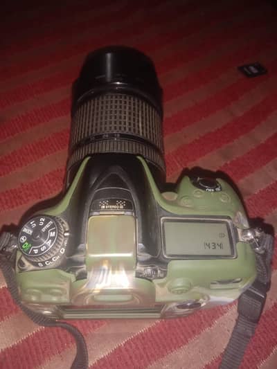 D 7100
