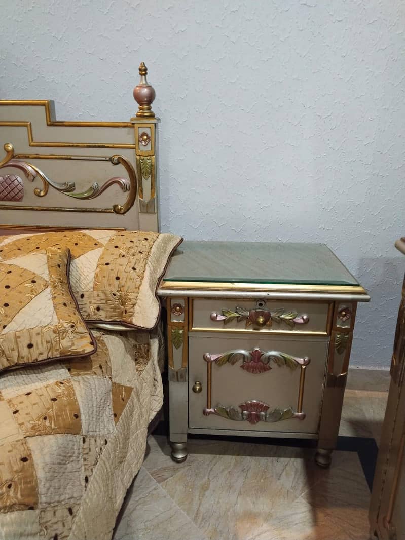 king size bed 1