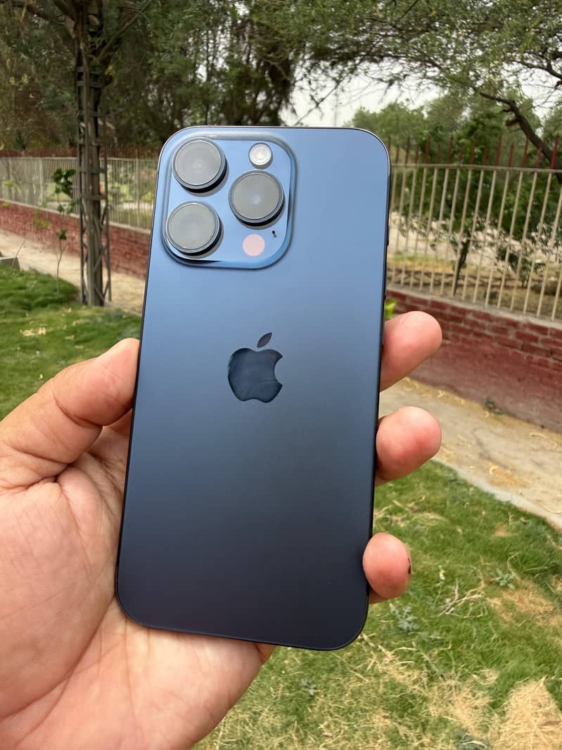 iphone 15 pro 3