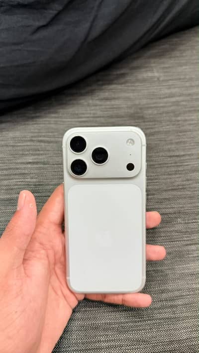 Apple iPhone 17 Pro – 256GB Silver (PTA Approved)