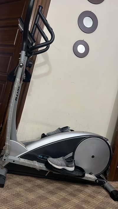 elliptical exercise machine