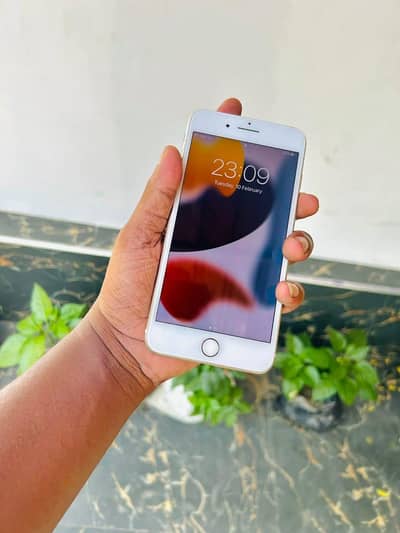 Iphone 7puls 128 GB my WhatsApp number 0370-36-59-905