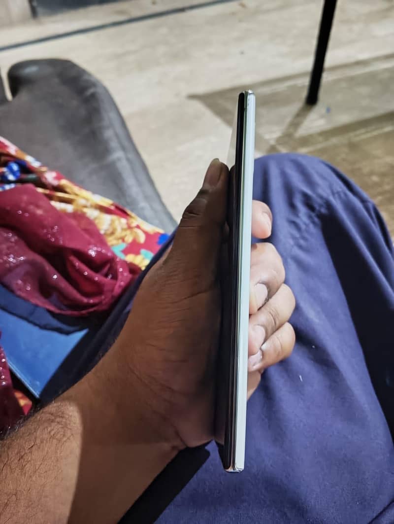 Samsung Mobile Note 10 Plus 2