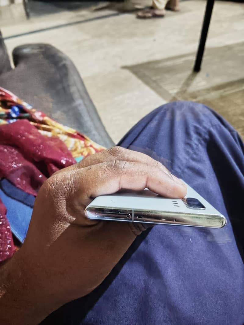 Samsung Mobile Note 10 Plus 5