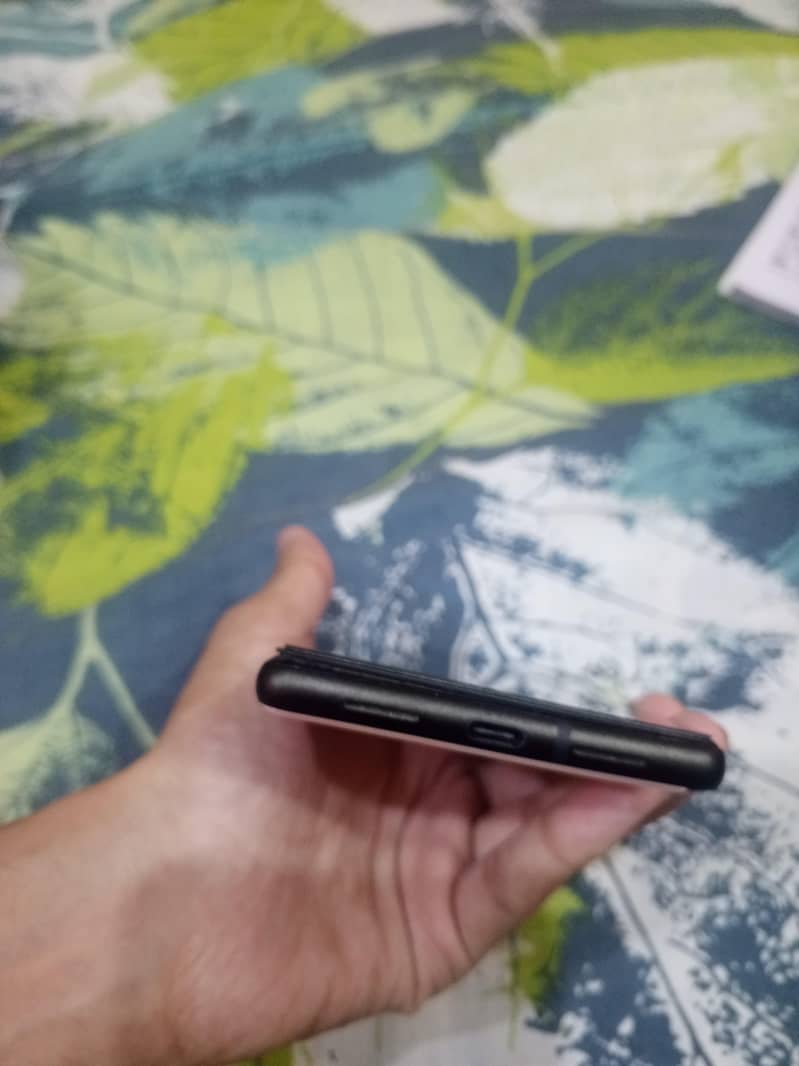 Google Pixel 6 3