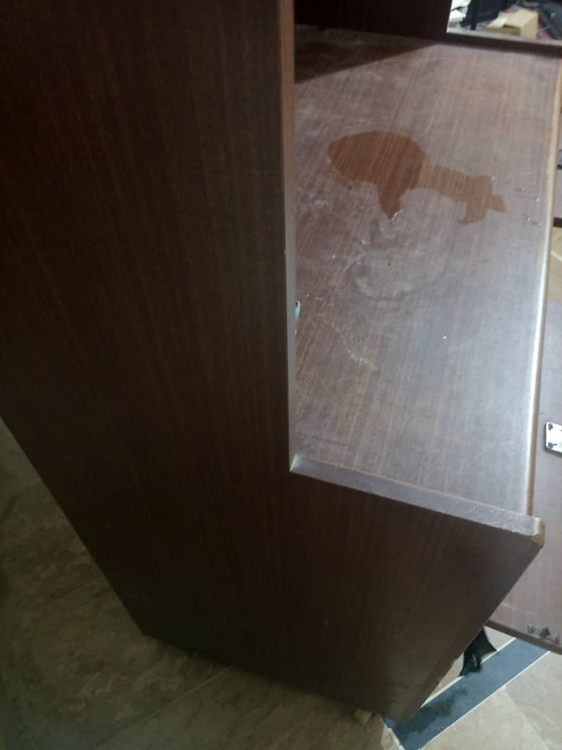 computer table for sell 4