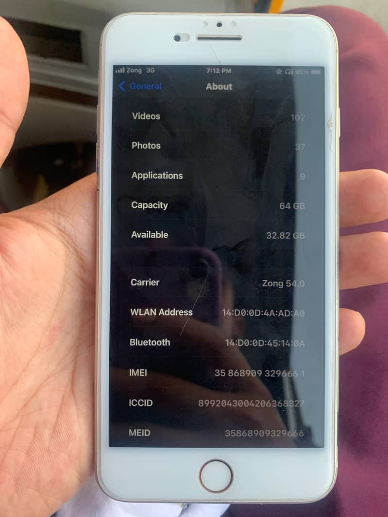Apple iPhone 8 Plus 2