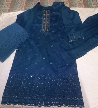 MTF chikankari embroidered