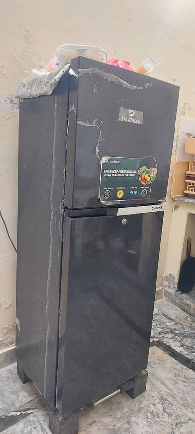 I am selling this fridge  it is new in condition