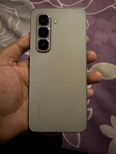 Infinix Hot 50 Pro 8+8/128gb