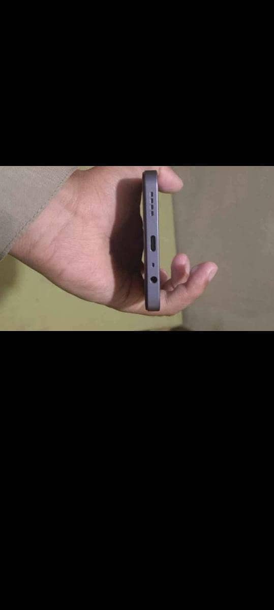 Realme Note 60 4